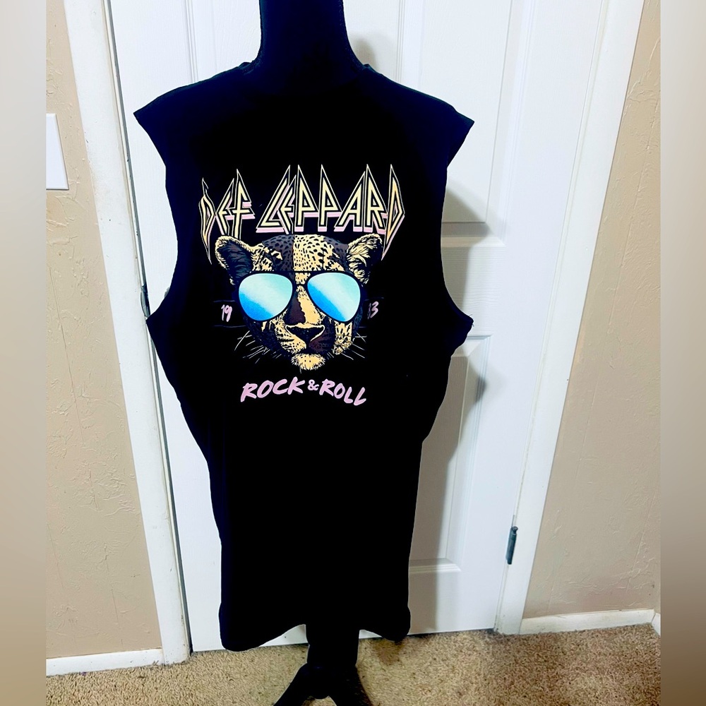 Def Leppard sleeveless Tshirt